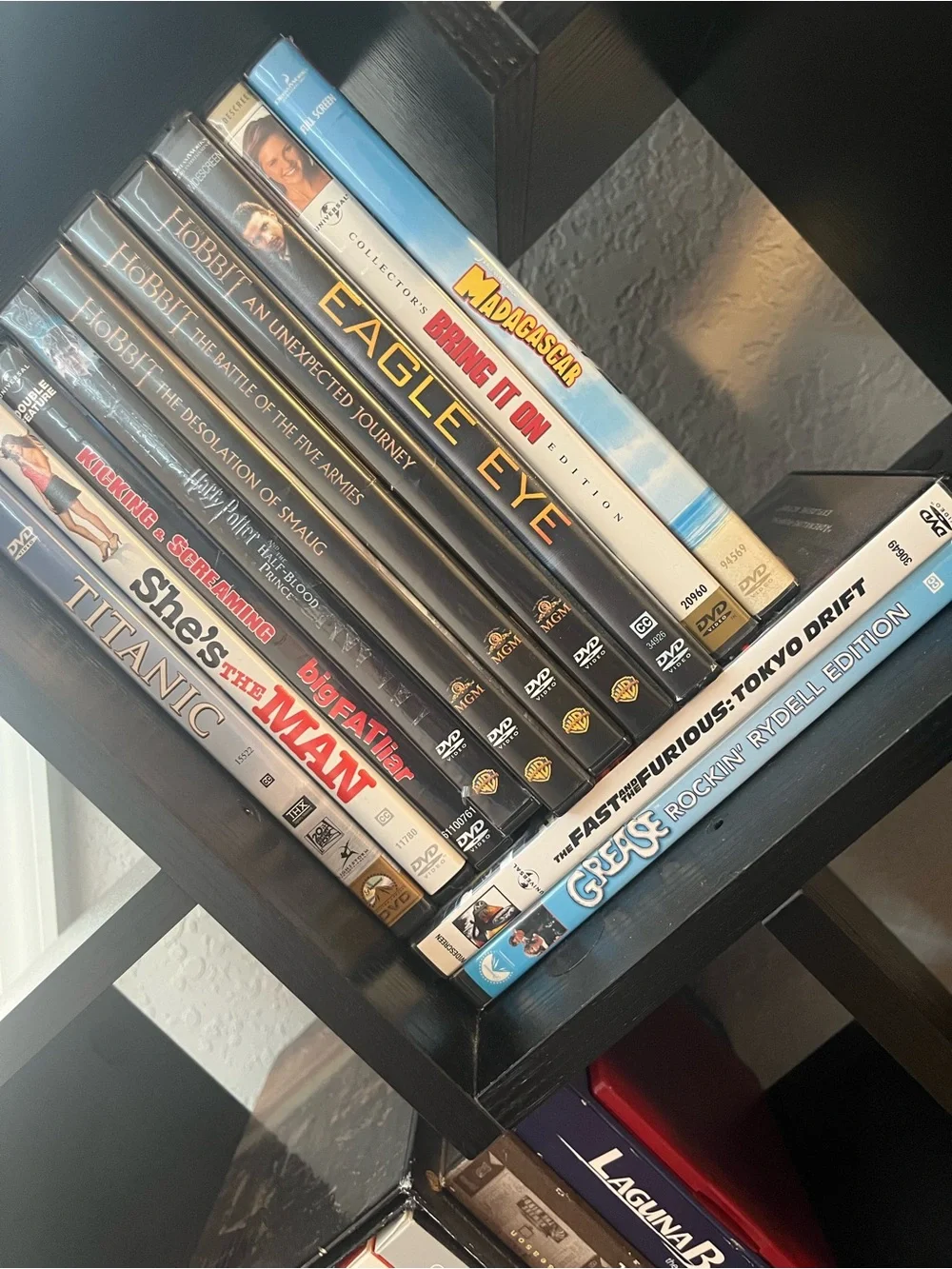 Samsung Blu-ray Player Model BD-JM51 + Remote & HDMI Cable + Lot of Movies/Shows